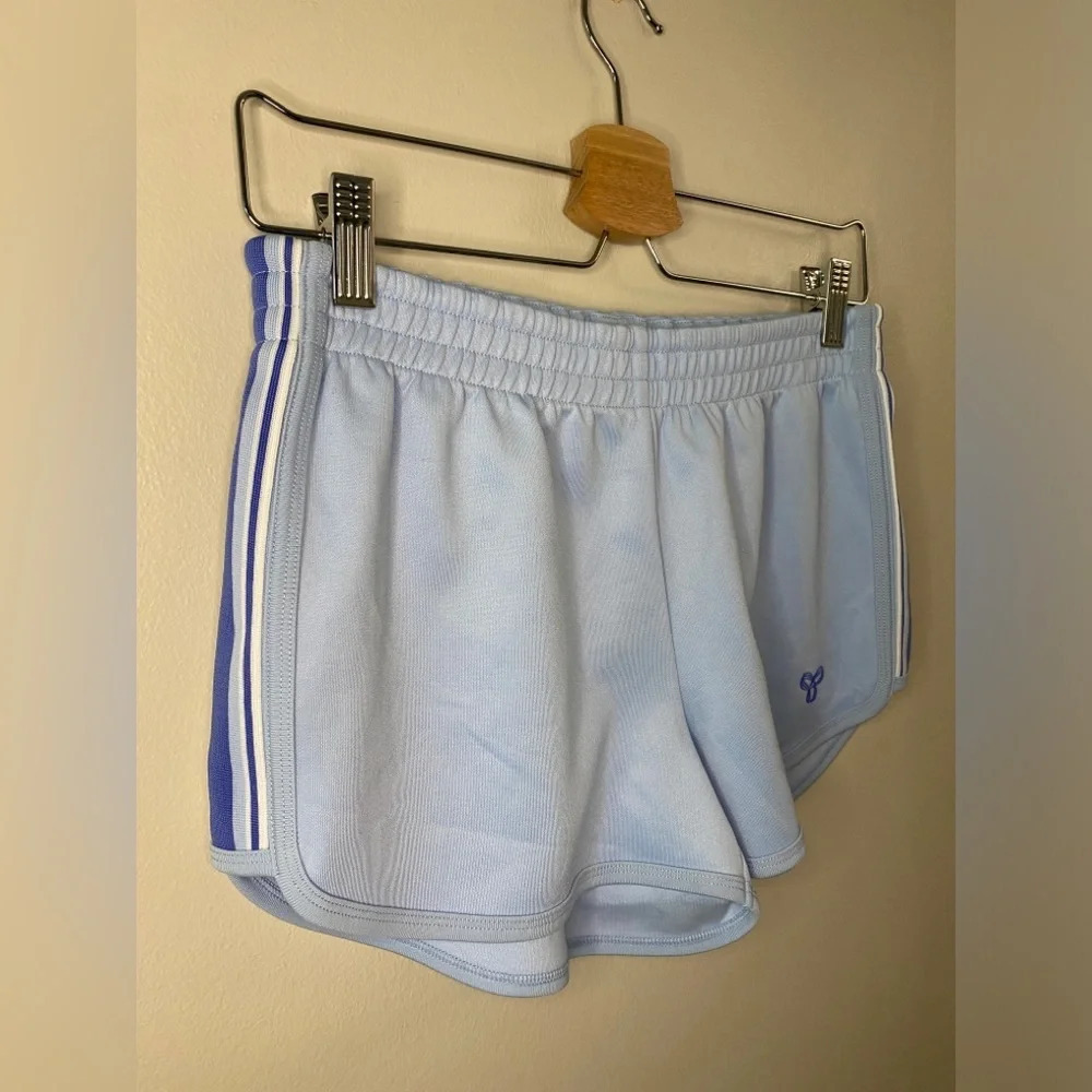 TNA Heights 2” Athletic Short Shorts - Picture 3 of 7